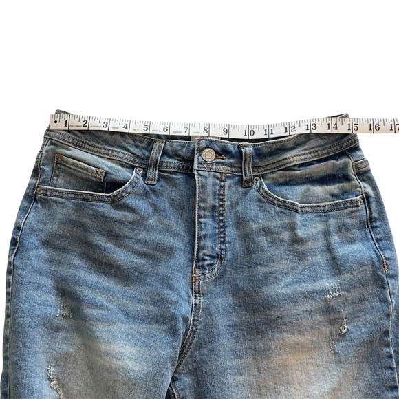Time and Tru Women’s High Rise Relaxed Boyfriend Jeans Size 6 - Picture 7 of 11